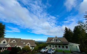 Ocean Mountain Zen Suite